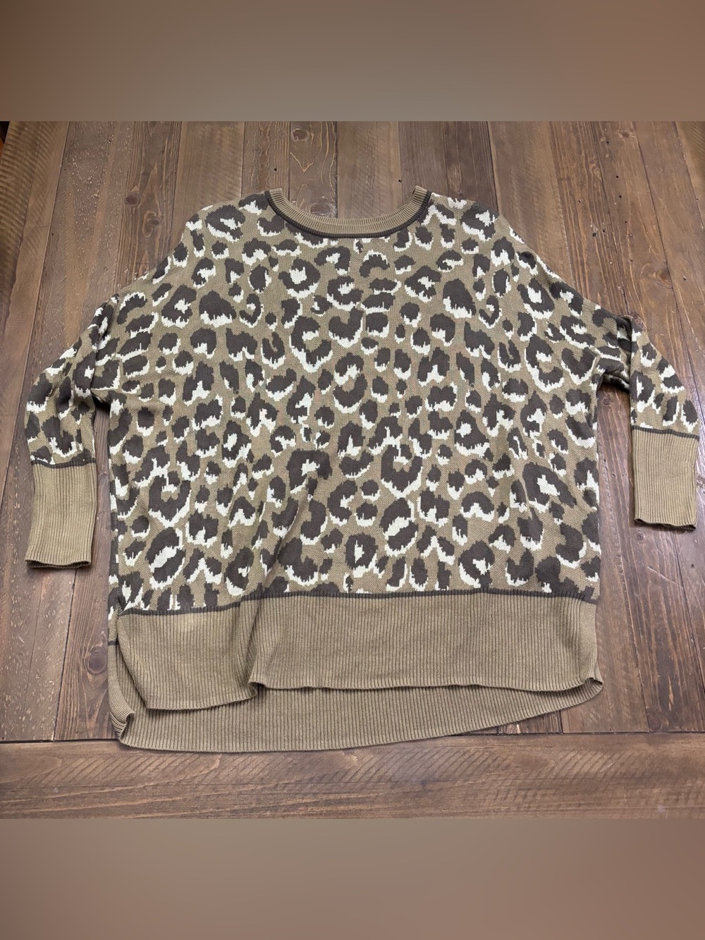 Wonderly Leopard-Print Drop Shoulder Knit Sweater
